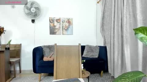 Nicolle Lima online show from October 2025 11:05:01 PM