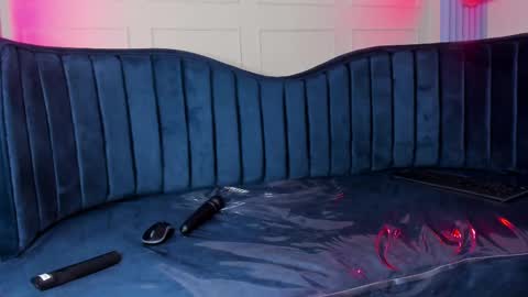 Nicollette Miller online show from March 2025 03:26:01 PM