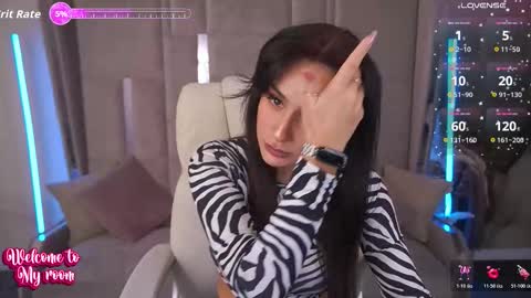 Snapshot of nicolnightt chatting on November 2025 06:34:02 AM Nicole online show from November 2025 06:34:02 AM