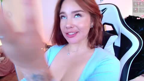 Nicol online show from February 2025 04:21:01 AM