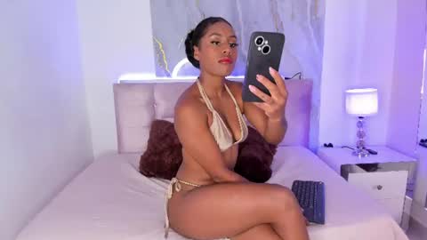Snapshot of nicolvegaa chatting on June 2026 02:39:01 PM Nico online show from June 2026 02:39:01 PM