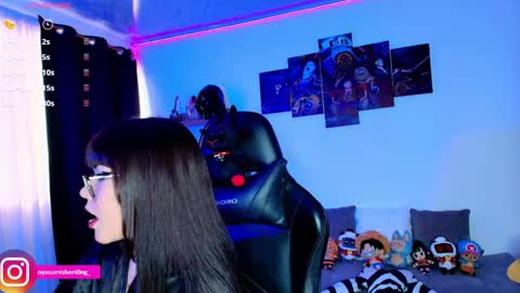 Lizzie online show from September 2025 08:43:01 PM