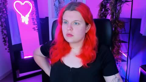 Snapshot of nielletablossom chatting on February 2025 05:10:02 AM Nellie online show from February 2025 05:10:02 AM