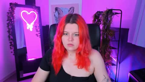 Snapshot of nielletablossom chatting on February 2025 05:58:02 AM Nellie online show from February 2025 05:58:02 AM