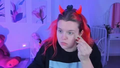 Snapshot of nielletablossom chatting on February 2025 05:14:01 PM Nellie online show from February 2025 05:14:01 PM