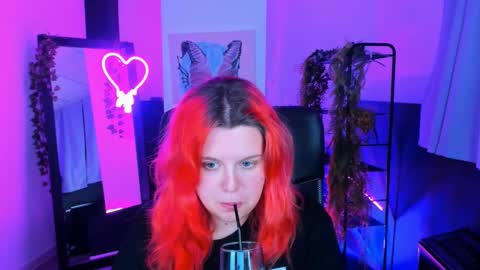 Snapshot of nielletablossom chatting on February 2025 05:14:02 AM Nellie online show from February 2025 05:14:02 AM