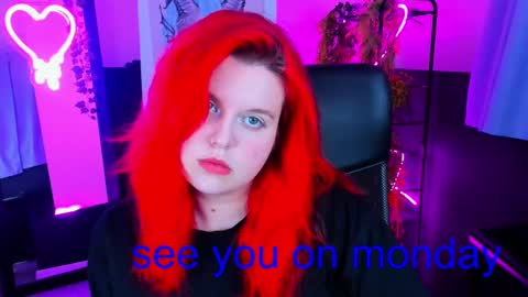 Snapshot of nielletablossom chatting on February 2025 01:57:01 PM Nellie online show from February 2025 01:57:01 PM