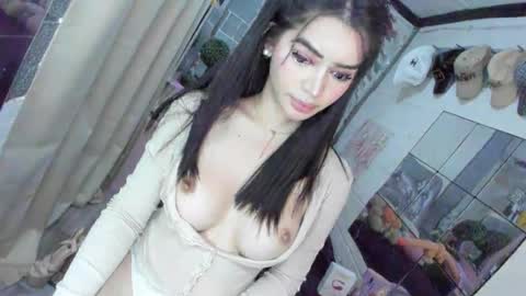 JIAN online show from January 2025 02:57:01 AM