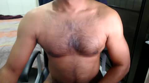 Snapshot of night_rider09711 chatting on December 2024 07:11:02 PM night_rider09711 online show from December 2024 07:11:02 PM