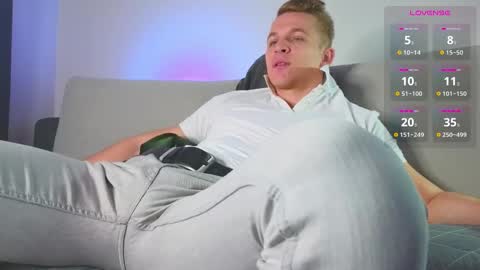 Jameson online show from October 2025 05:17:02 AM