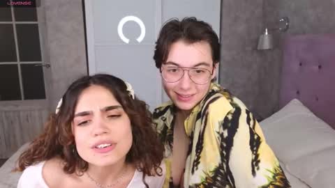 Snapshot of nightfloat chatting on February 2025 02:28:01 AM Daisy nd Tyler 3 online show from February 2025 02:28:01 AM