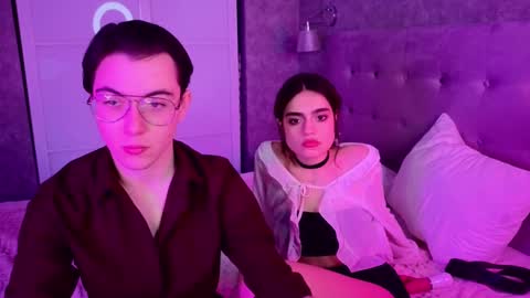 Snapshot of nightfloat chatting on March 2025 02:47:02 AM Daisy nd Tyler 3 online show from March 2025 02:47:02 AM