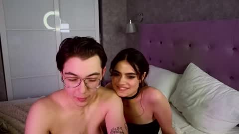 Snapshot of nightfloat chatting on March 2025 05:53:02 AM Daisy nd Tyler 3 online show from March 2025 05:53:02 AM