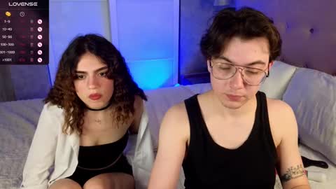 Snapshot of nightfloat chatting on March 2025 11:16:02 PM Daisy nd Tyler 3 online show from March 2025 11:16:02 PM