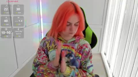 Snapshot of nightleaf_ chatting on April 2026 01:34:01 PM Bestie online show from April 2026 01:34:01 PM