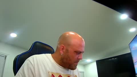 Snapshot of nightlifecouple chatting on September 2025 03:52:02 AM nightlifecouple online show from September 2025 03:52:02 AM