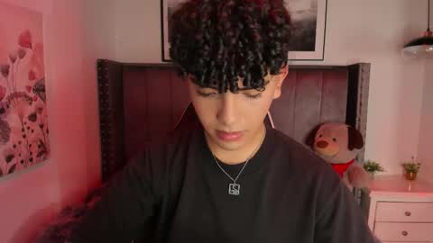 niick_twink online show from December 2025 08:05:01 PM