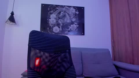 Niick online show from December 2024 01:14:01 AM