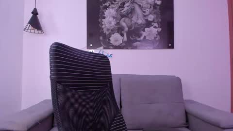 Niick online show from February 2025 12:04:01 AM