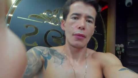 Niick online show from February 2026 04:00:02 AM