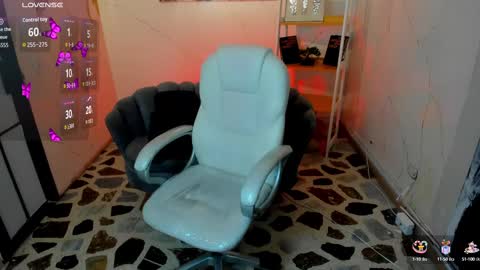 Anni online show from September 2025 09:19:01 PM