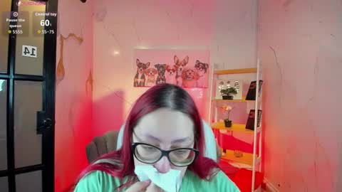 Anni online show from November 2025 09:14:02 PM