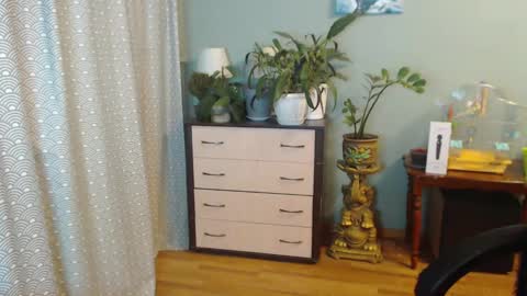 Snapshot of nika_black111 chatting on February 2025 07:35:02 PM Nika online show from February 2025 07:35:02 PM