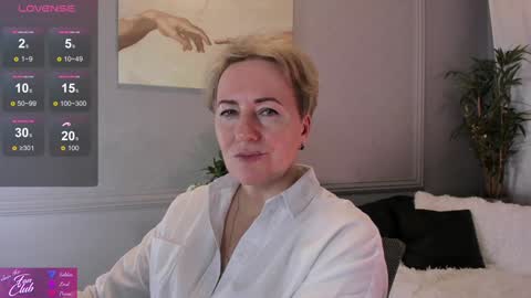 Nika online show from January 2025 12:04:02 PM