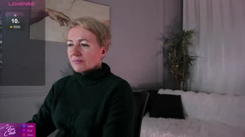 Nika online show from January 2025 05:18:02 AM