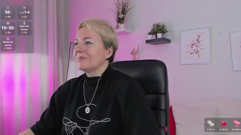 Nika online show from October 2025 10:14:01 AM