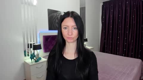 NikaLewis online show from January 2026 05:01:01 AM