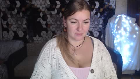 Nika online show from November 2025 08:20:01 PM