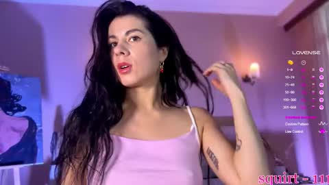 Snapshot of nikavenus chatting on November 2025 09:19:02 AM Nika online show from November 2025 09:19:02 AM