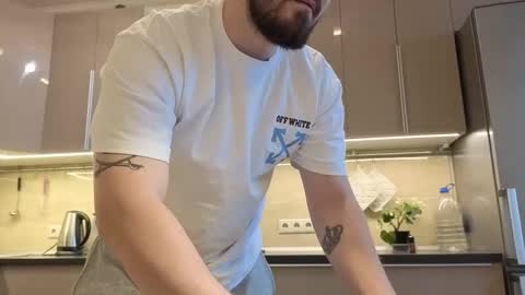 Nick online show from November 2025 07:18:02 AM