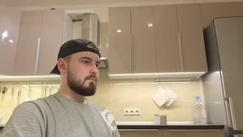 Nick online show from November 2025 04:42:02 PM