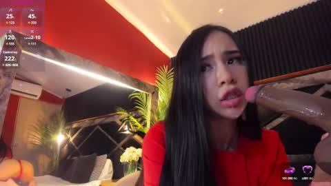 Snapshot of nikii_white chatting on January 2025 01:27:01 AM nikii_white online show from January 2025 01:27:01 AM