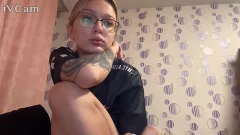 Nikki online show from October 2025 03:12:01 PM