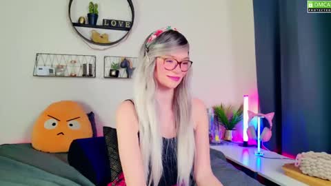 Kitty Chatte online show from January 2025 07:39:01 AM