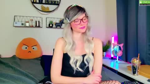 Kitty Chatte online show from January 2025 08:38:02 PM