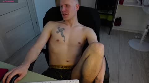 Snapshot of nikki_hard chatting on December 2024 10:50:02 AM nikki online show from December 2024 10:50:02 AM