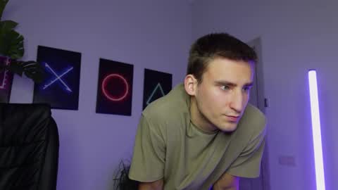 Snapshot of nikki_hard chatting on March 2025 03:20:02 PM nikki online show from March 2025 03:20:02 PM