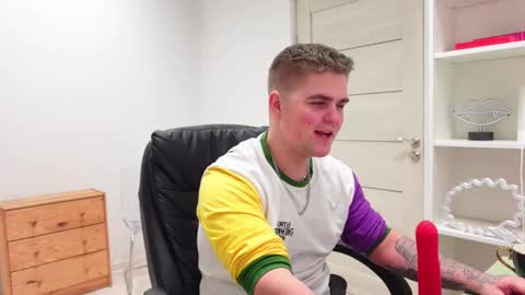 nikki online show from February 2026 08:48:02 PM