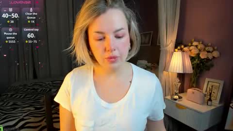 Nikki online show from October 2025 01:05:01 AM