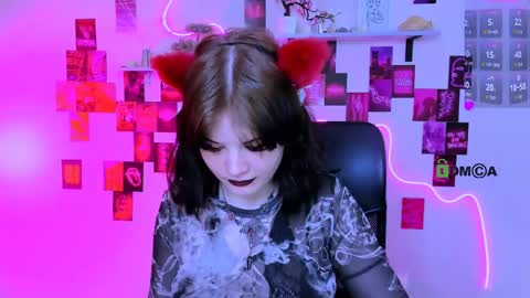 nikki_kiss_ online show from May 2026 09:06:01 AM