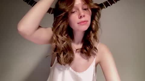 Nikki online show from January 2025 01:13:01 PM