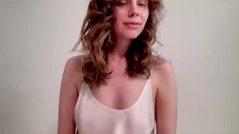 Nikki online show from February 2025 01:11:01 PM