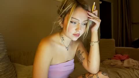 Snapshot of nikki_whatever chatting on December 2024 06:17:02 PM nicolette online show from December 2024 06:17:02 PM