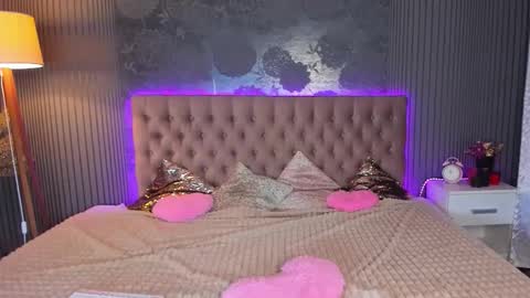 Snapshot of nikkibust chatting on September 2025 07:57:01 PM Nikki online show from September 2025 07:57:01 PM