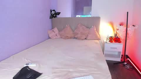 Snapshot of nikkibust chatting on October 2025 07:58:01 PM Nikki online show from October 2025 07:58:01 PM