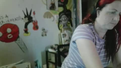 Nikkie online show from November 2025 06:35:01 PM